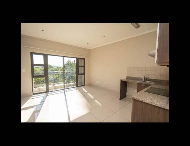 2 BEDROOM APARTMENT FOR SALE IN UMHLANGA RIDGE